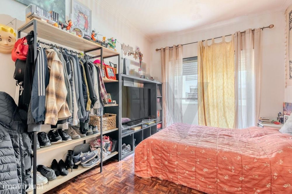 Apartamento T2 no centro de Agualva-Cacém