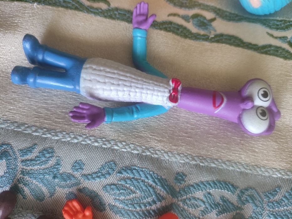 5 figurinhas Inside out  2 (Divertida mente)