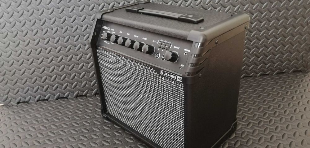 Wzmacniacz Cyfrowe Combo Gitarowe Line6 Spider V 20 Mk Il