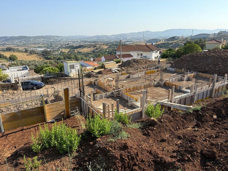 cofragens e armação de ferro