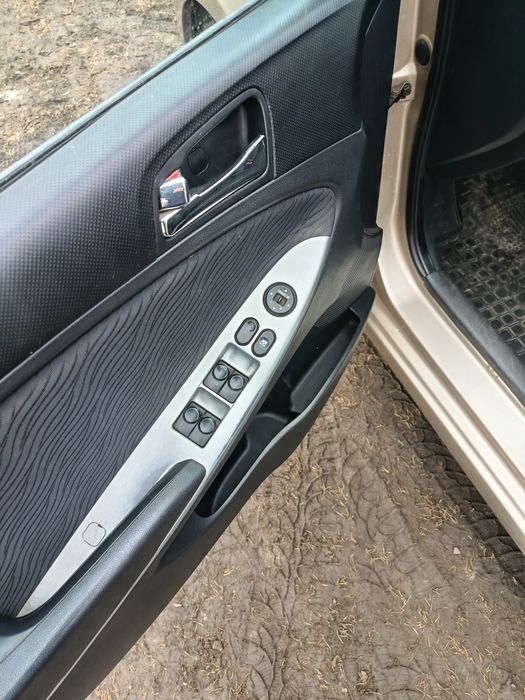 Продам хендай акцент