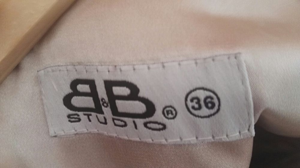 Piękna sukienka B&B Studio