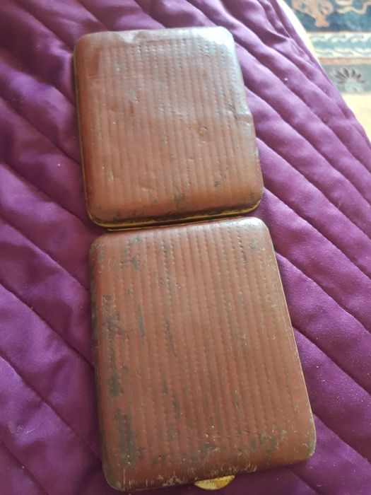 papierośnica metalowa PRL