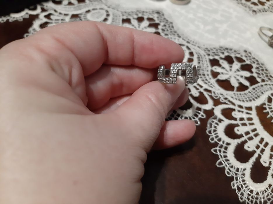 Серебро кольцо аметист, фианиты, циркон