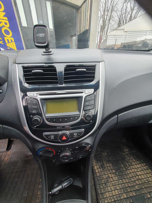 Hyundai Accent  i20 1.4 B.