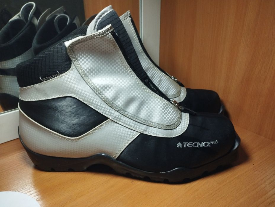 Беговые  ботинки "Tecno Pro", p. 45 (29 см), SNS profil, Швейцария