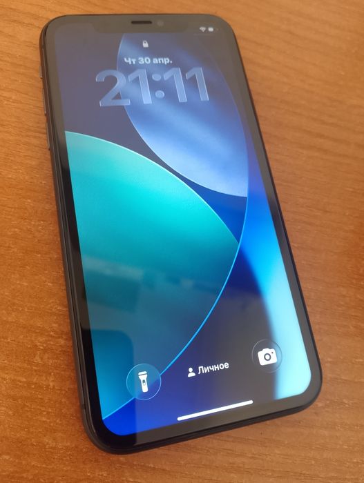 iPhone 11 64g продам