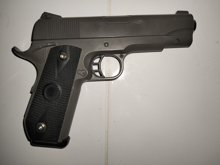 Металевий пістолет vigor v9 black(іграшка)