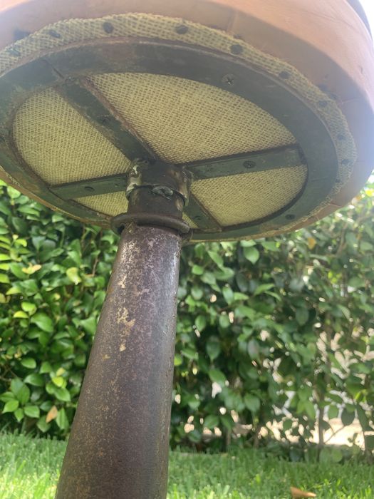 Banco vintage metálico