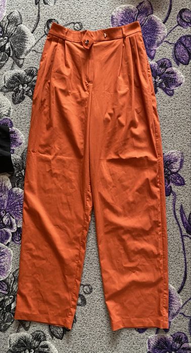 Брюки класичні (нові)