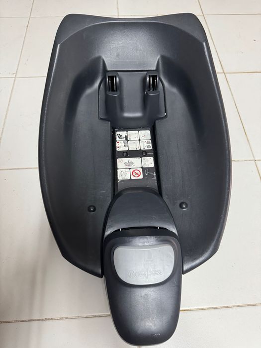 CYBEX base Q i-Size