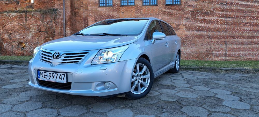 Toyota Avensis 2.0 D4D Xenon Salon Polska