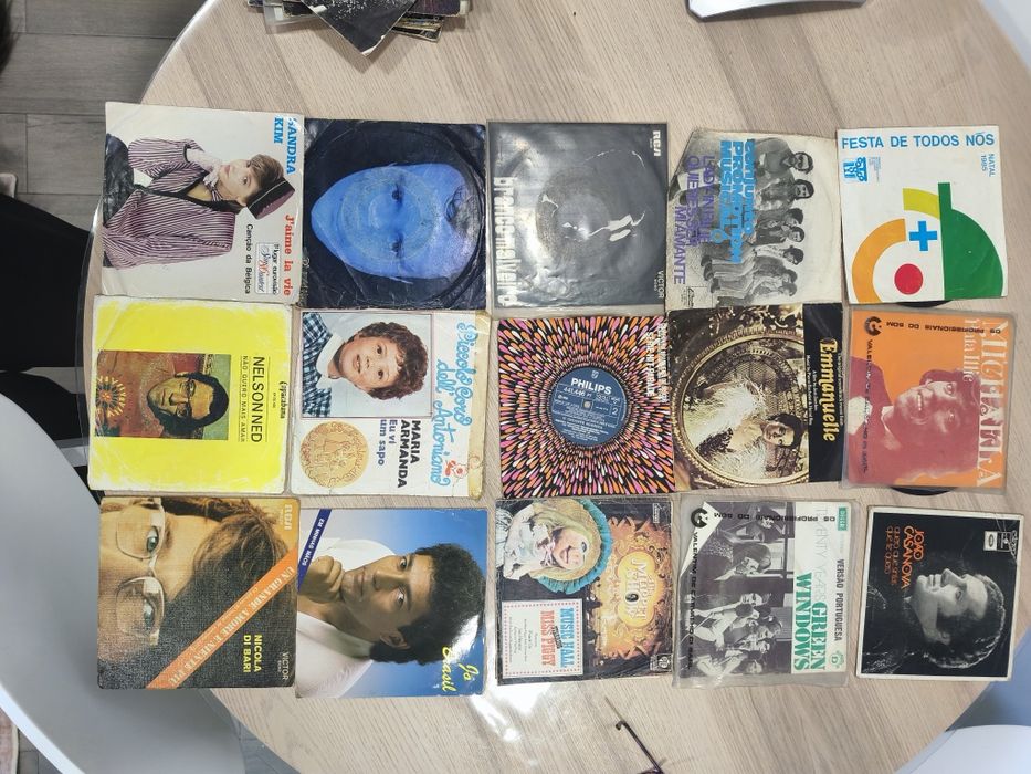 LPs e singles musica