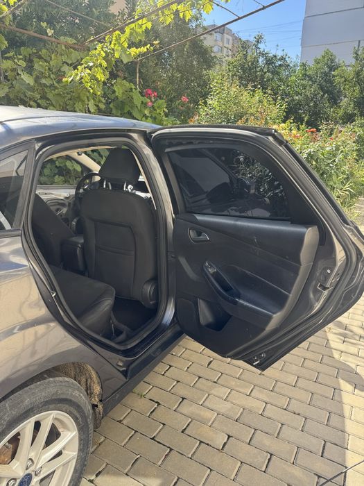 Ford Focus 2017 VIN 1FADP3F23HL244538 фото оголошення 6 з 16