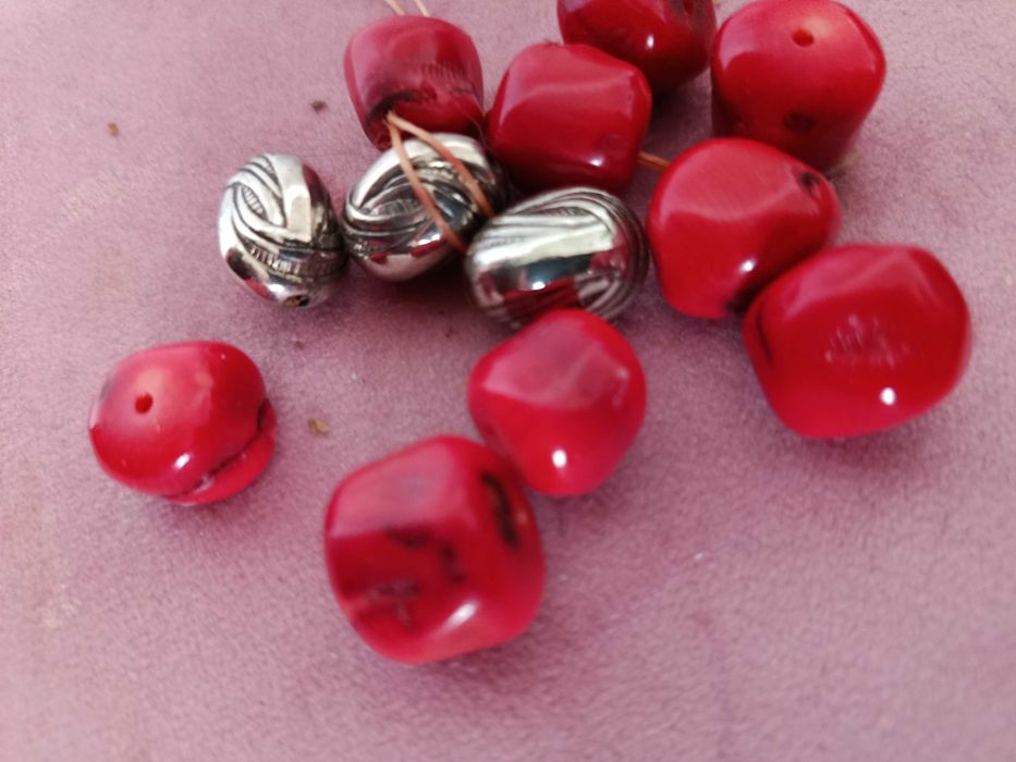 Бусины коралл натуральный