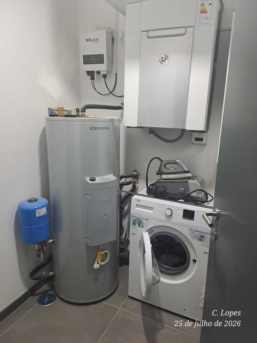 Apartamento T2 mobilado com Garagem