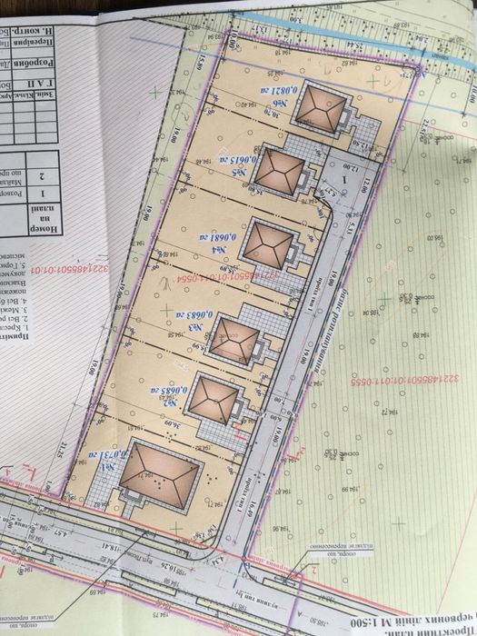 1 Земельна ділянка з ЛІСОМ в с. Мархалевка під  житлову забудову.