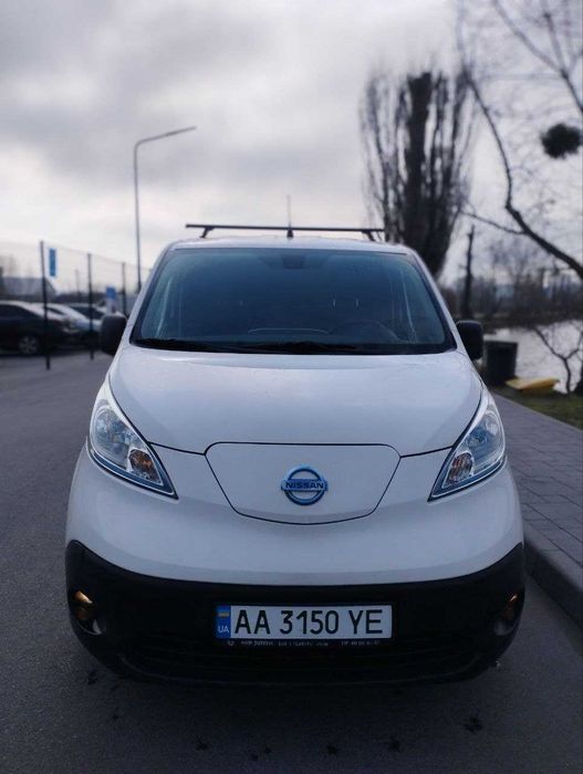 Nissan e-NV200 2015