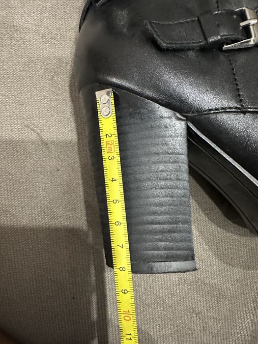 Ботфорти шкіряні