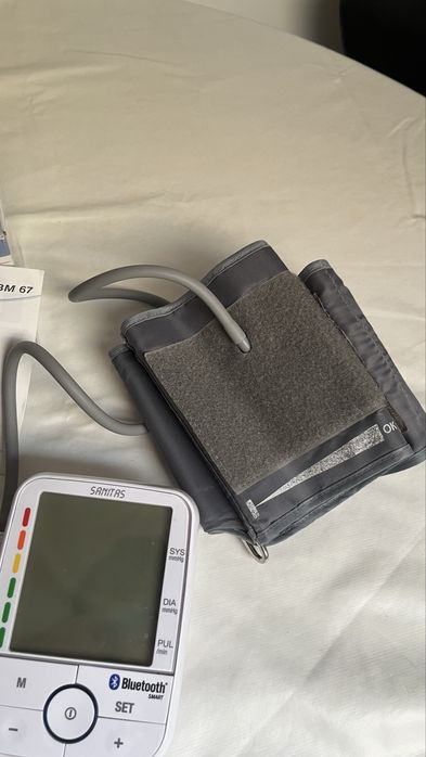 Medidor tensão arterial Sanitas SBM 67 Bluetooth (avariado)