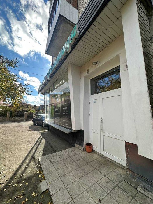 БОЯРКА 53м2 Здам КУТОВЕ приміщення з Панорамними вікнами біля ЗУПИНКИ