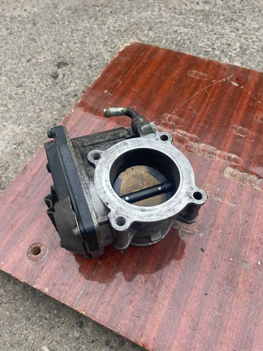 Дросель Lancer x 2.0 4b11