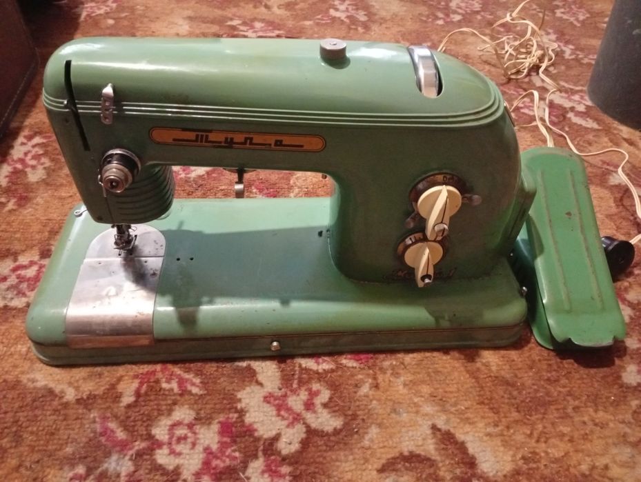 Продам Швейную машинку Тула 1.