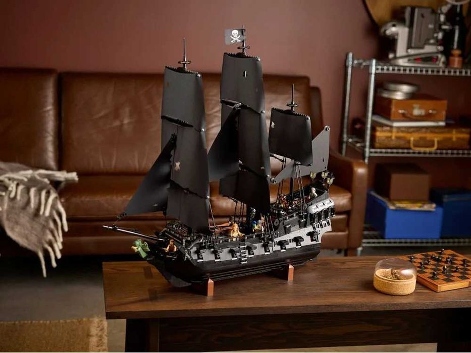 Конструктор  Піратський корабель капітана Джека Горобця (10365)