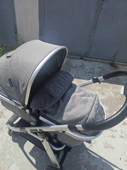 дитяча коляска 3 в 1