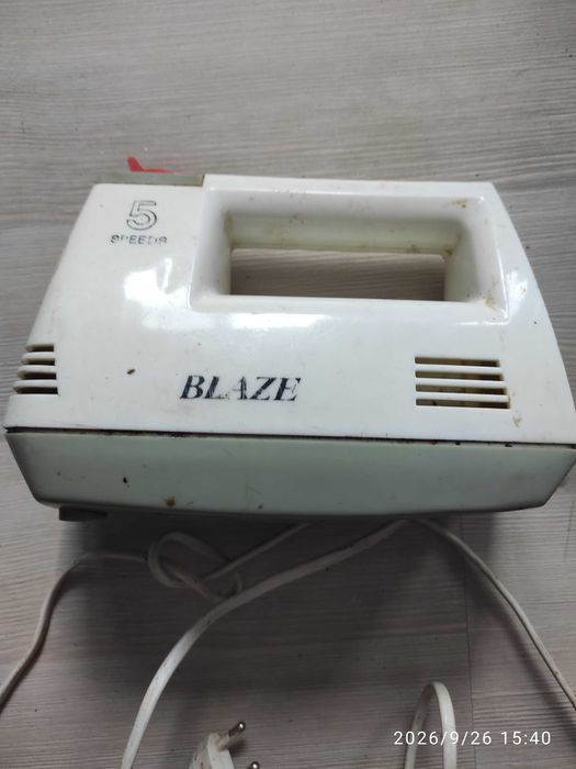 Міксер Blaze без насадок працює, вишлю поштою