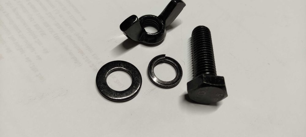 100 szt. - Śruba M12 40mm 4.8 - zestaw z motylem