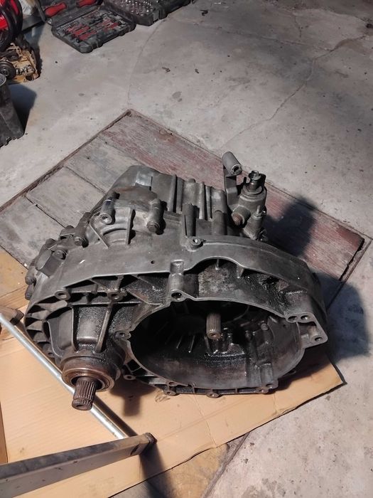 Sprzedam skrzynie biegów VW T5 GWB