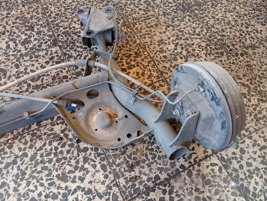 Eixo traseiro - renault clio iii (br0/1, cr0/1) | 05 -