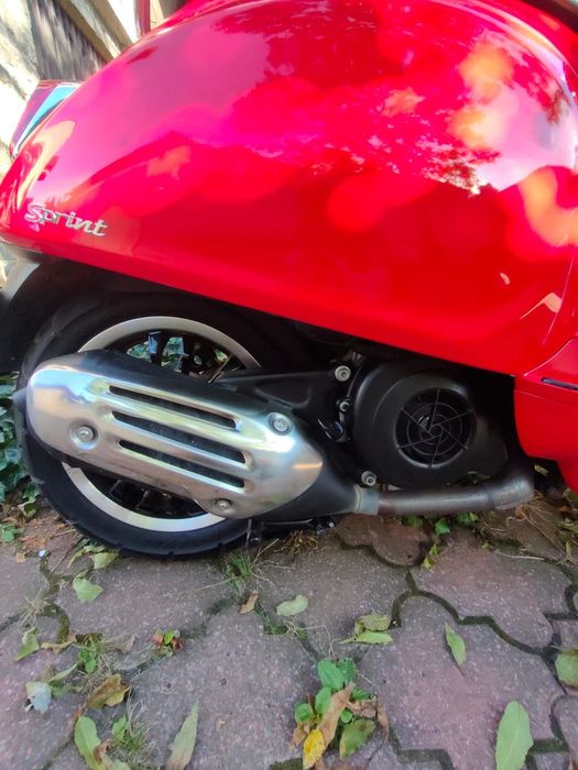 Vespa Sprint Vespa Sprint 125 kolor czerwony