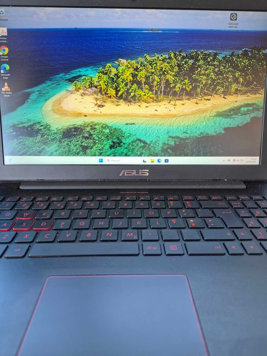 Asus Rog game G501Jw processador i7-4200HQ, memória 16gb