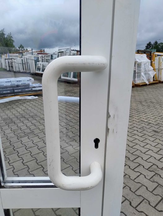 Drzwi aluminiowe używane zewnętrzne 121x214