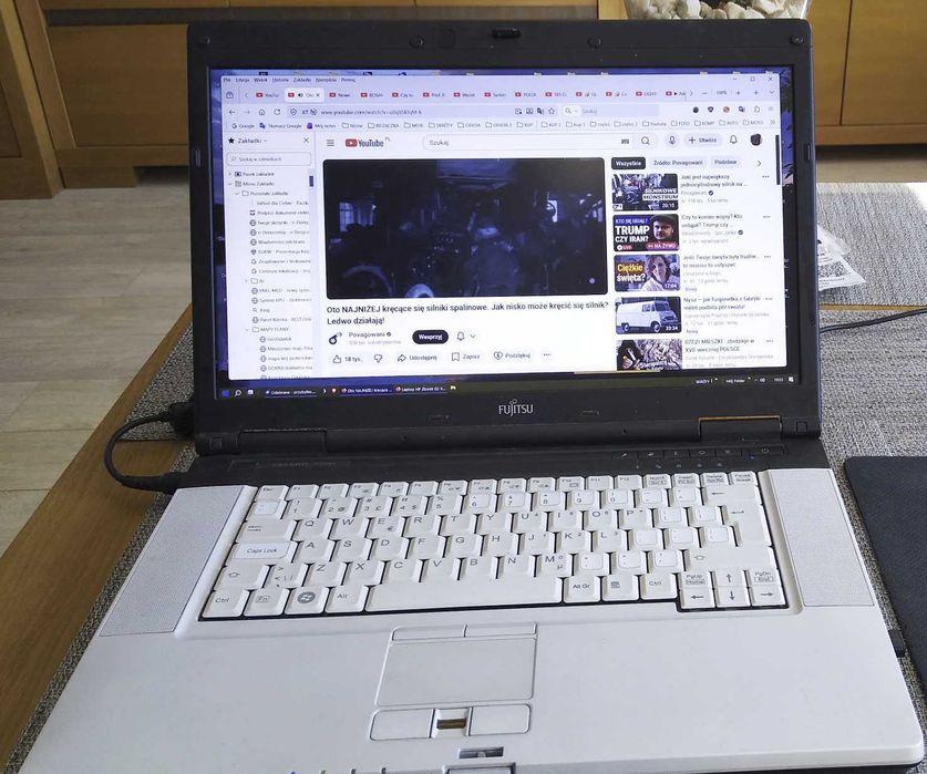 Laptop tani  dobry Fujitsu Celsius H700