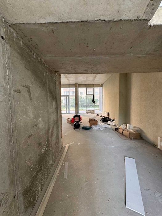 Оренда фасадного комерційного приміщення в ЖК Замарстинівська 134 а