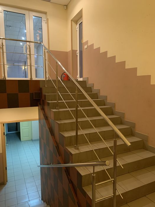 Сдам нежилое помещение на мкрн.5-й Заречный в отдельно стоящем здании.