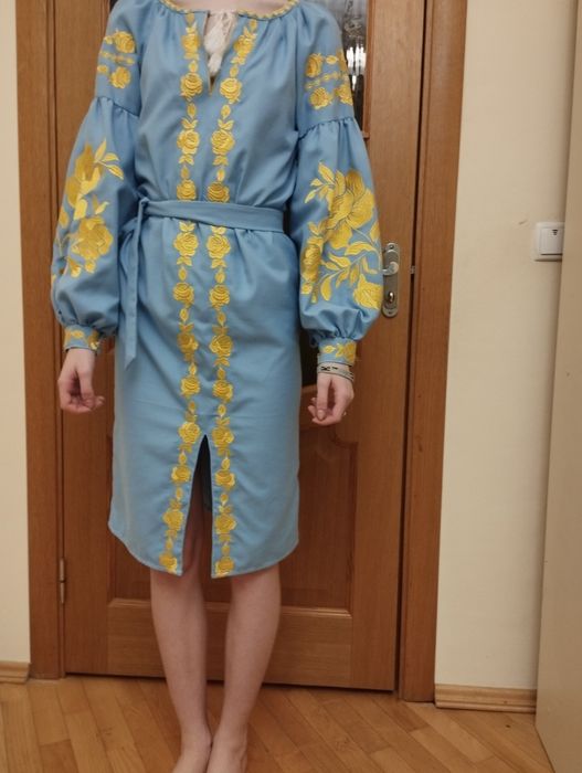 Дуже гарна сукня вишиванка