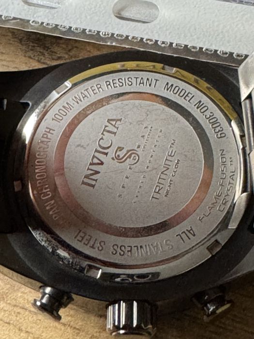 Годинник Invicta