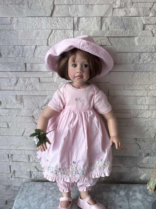 Lalka kolekcjonerska Julie Talaga