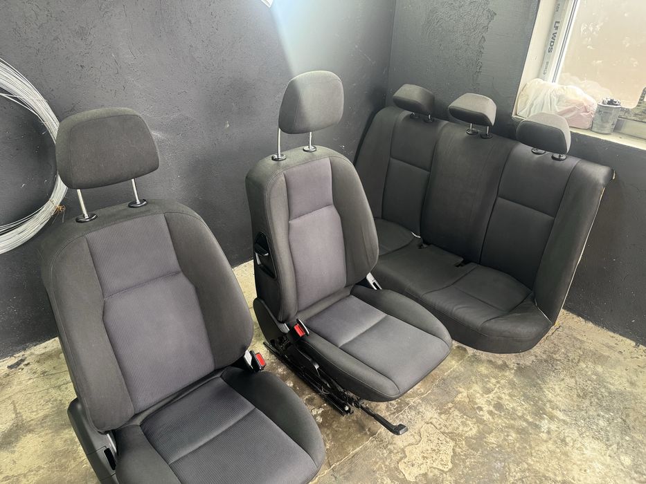 Салон Mercedes-Benz C204 2009 року