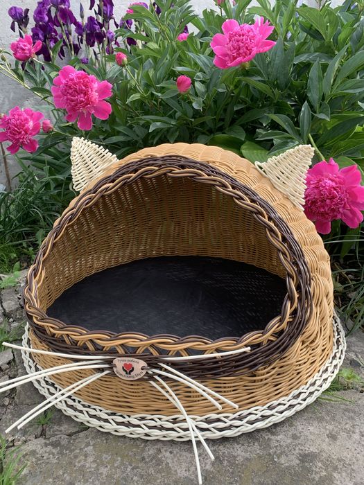 Лежанка для кота
