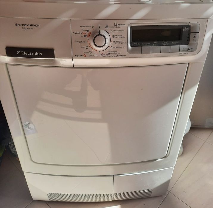 Máquina de Secar Roupa Electrolux 7kg