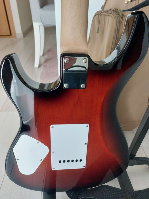 Yamaha Pacifica 112V Old Violin Sunburst