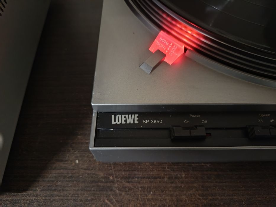 Gramofon loewe sp 3850