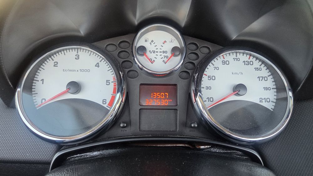 Peugeot 207 CC 1.6 HDI Cabrio