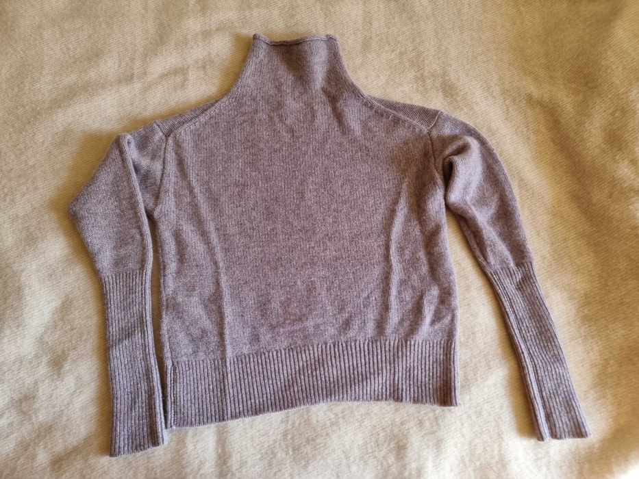 do sprzedania sweter