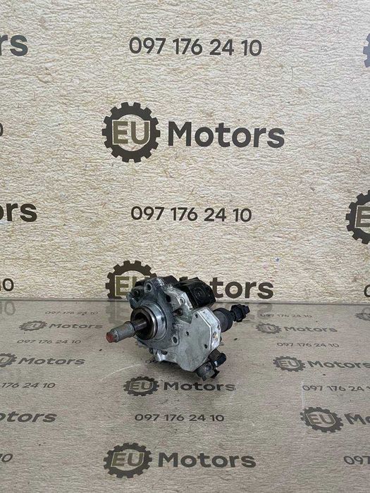 Паливний насос ТНВД 2.5 Ford Ranger Mazda bt50 Форд Ренджер Мазда 0445010213 WLAA13800